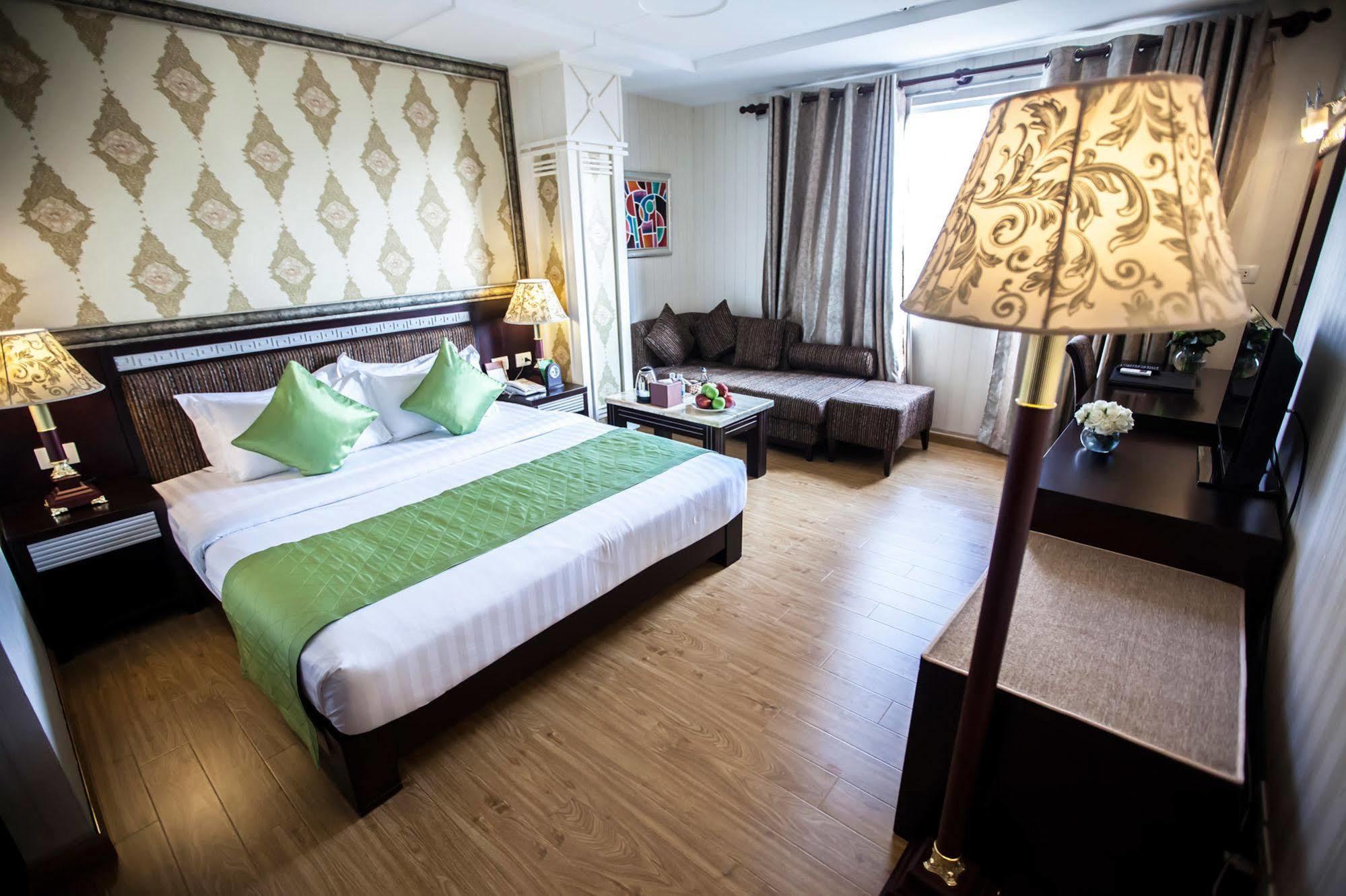 ไฮลอง โฮเต็ล กัตบา Hotel Dong Khe Sau ภายนอก รูปภาพ