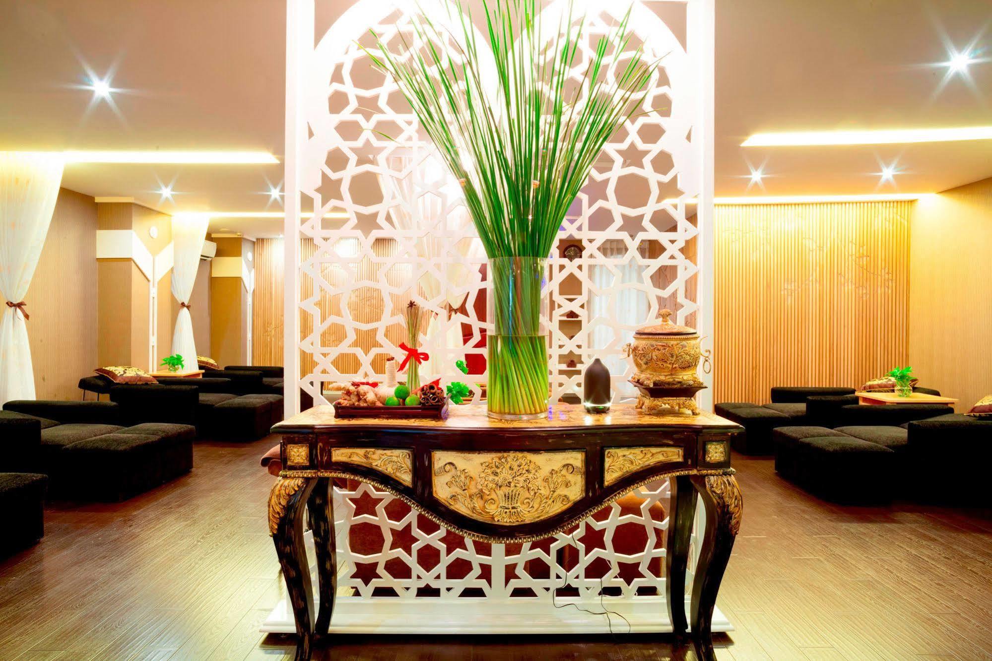 ไฮลอง โฮเต็ล กัตบา Hotel Dong Khe Sau ภายนอก รูปภาพ